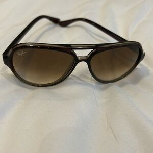 Women’s rayban brown aviator sunglasses